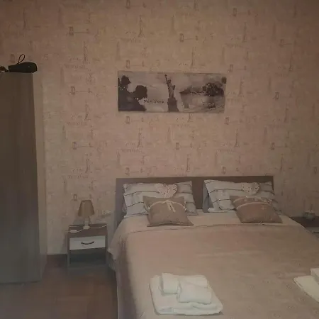 לינה וארוחת בוקר Iris Santa Maria La Carità