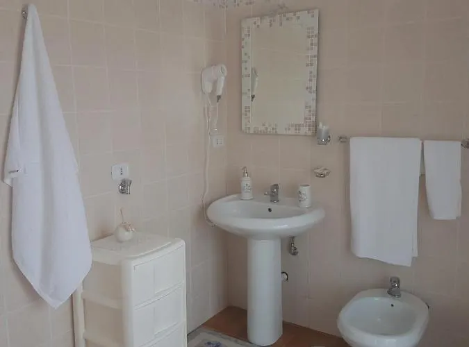 Iris 3* Santa Maria La Carità